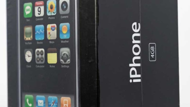 Unopened first-generation iPhone set to sell for $50,000 at US auction, Apple