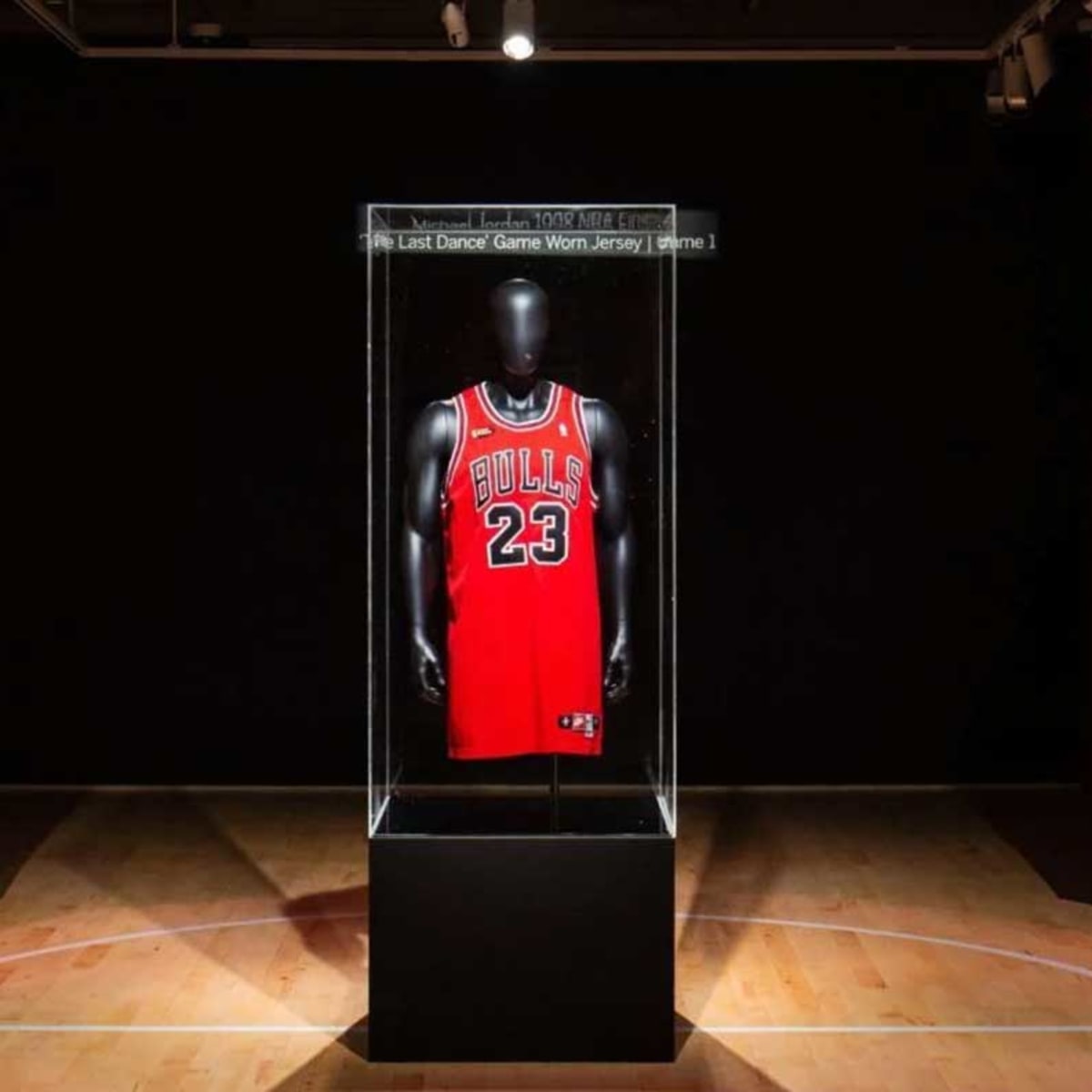 Michael Jordan 'Space Jam' Shoe Sold for $176k