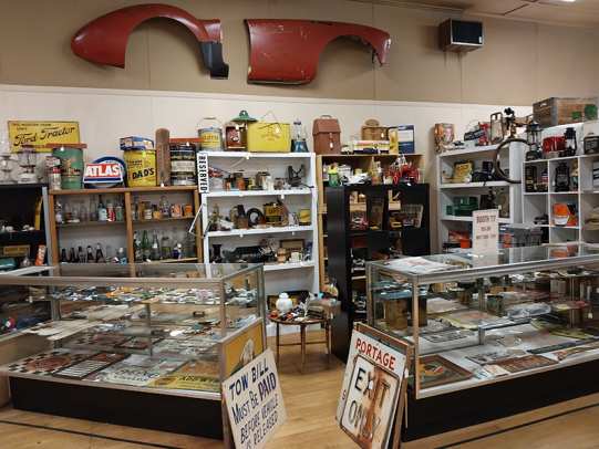 New Holstein - Collector's Cove Antique Mall - Antique Trader