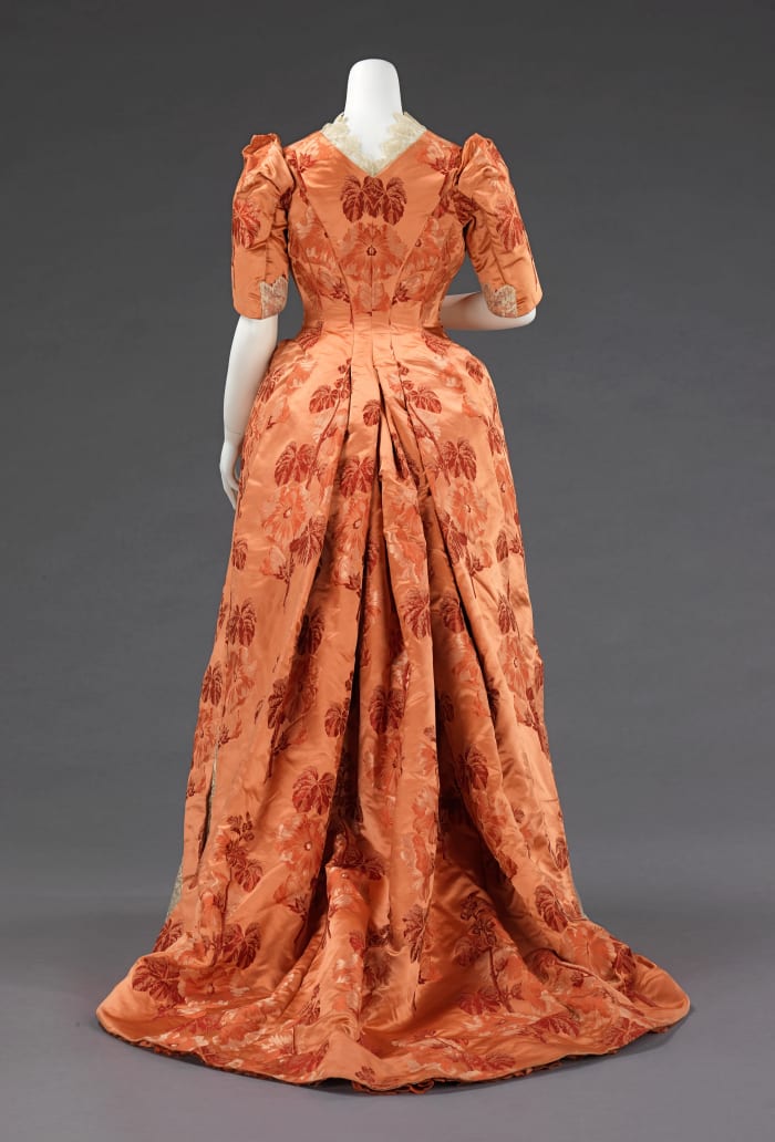 Victorian Fashions Celebrate Pumpkin Spice and Everything Nice ...