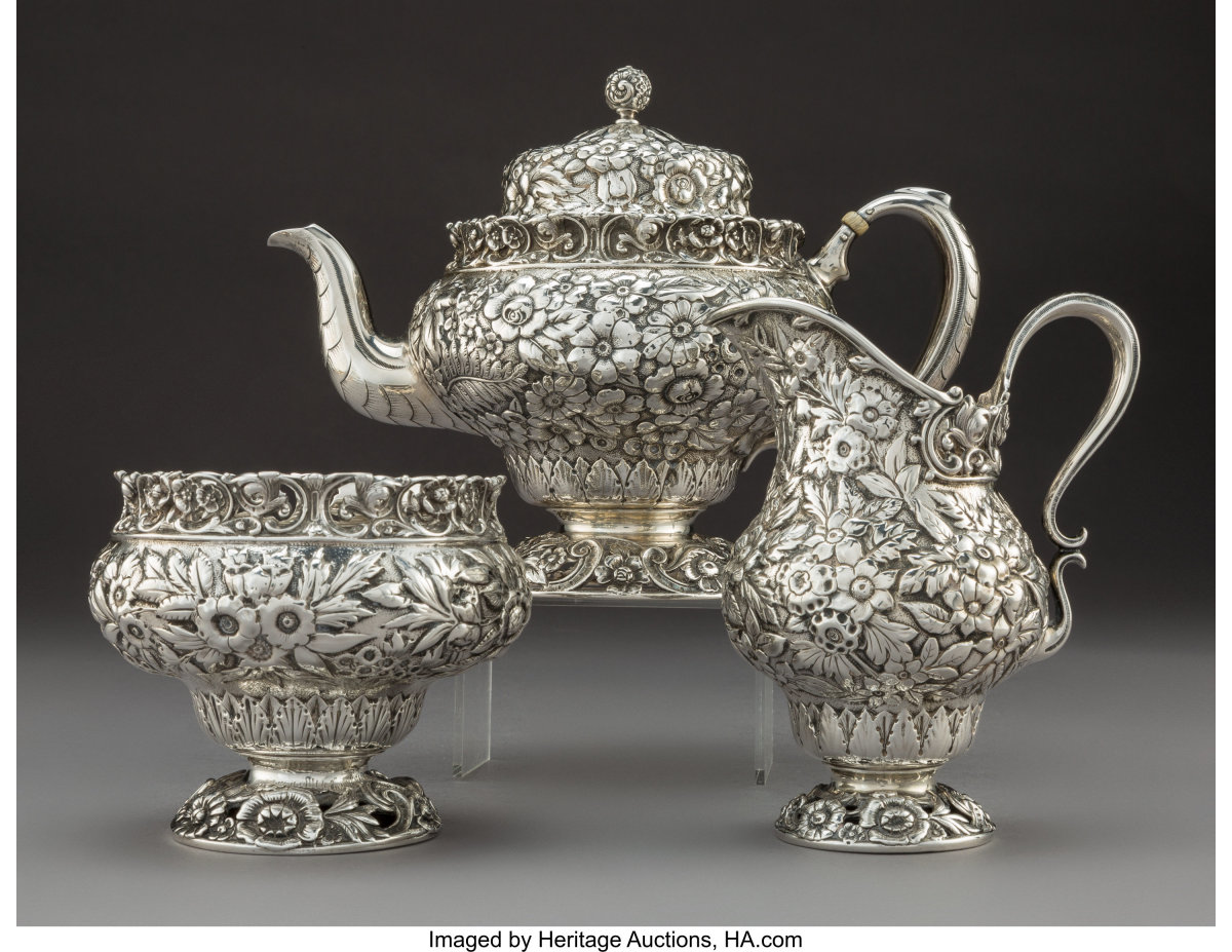 Sold at Auction: Hermes Limited Edition 'Pivoines' Collection Porcelain Tea  Set